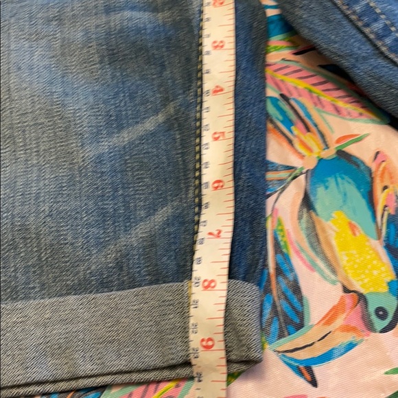 True Religion Bobby shorts with embroidery - Picture 9 of 10